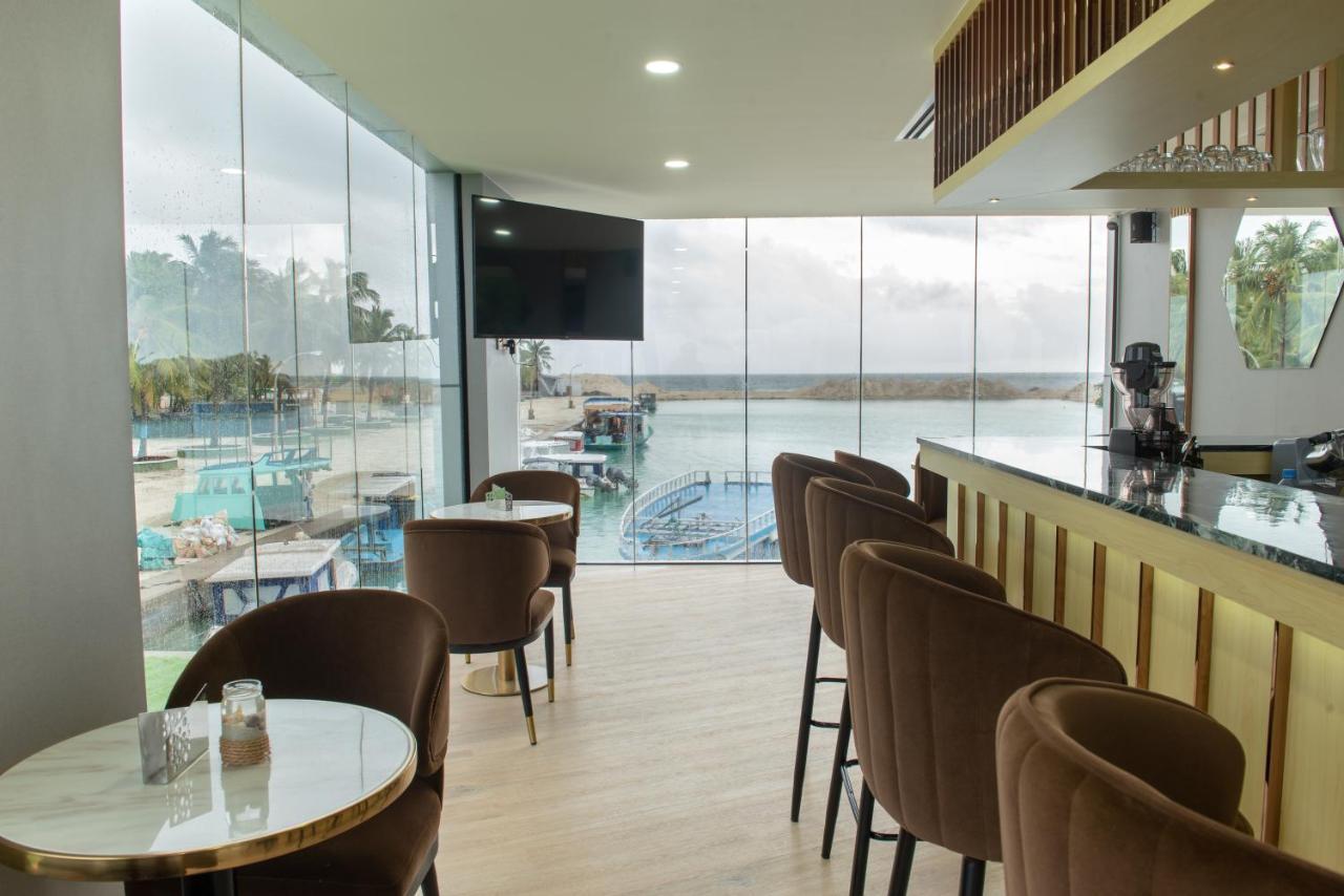 Swarn By Hawks Hotels Kamadhoo Extérieur photo